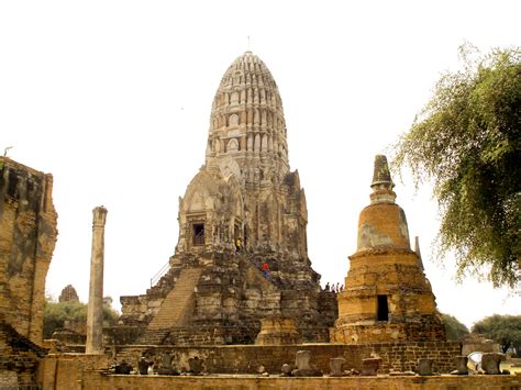 ヤントゥー寺院！アユタヤの壮大な歴史と仏教美術を体感せよ！